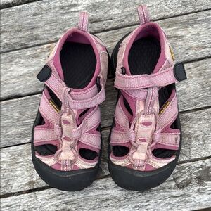 Keen Pink and Black Sporty Sandals